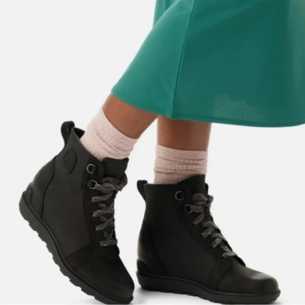 Sorel Evie 2 NW Lace Wedge Ankle Boots